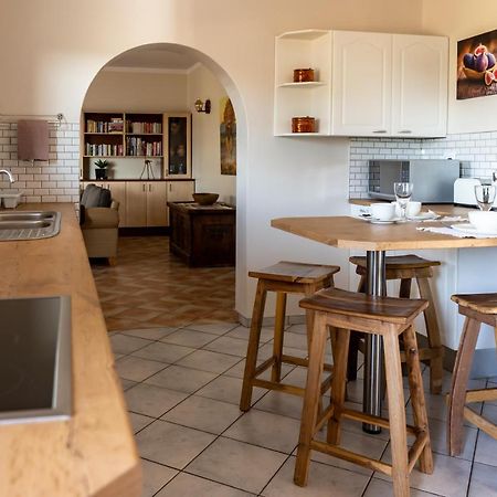 Hotel Felsenblick Self-Catering Windhoek Esterno foto